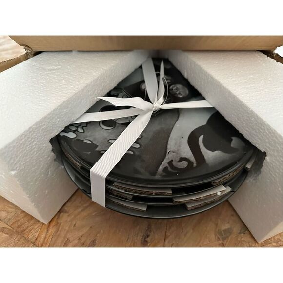 Disney The Skeleton Dance and The Haunted House Scary Ceramic Plate Set Of 4-NIB - Picture 2 of 11